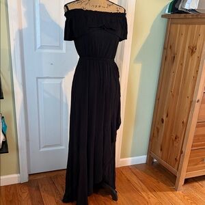 Express Elegant Black Off-Shoulder Maxi Dress